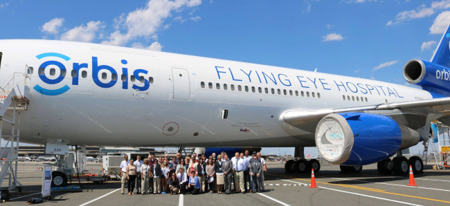 קרסטרון מטוס טיפולים רפואיים