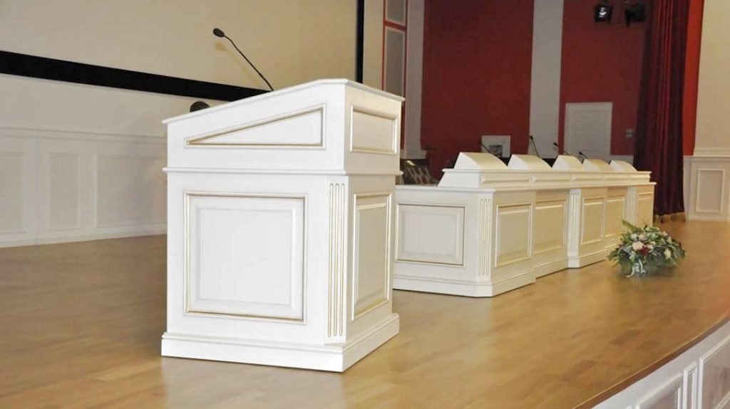 עמדות מרצה של טכום במרכז רפואי ברוסיה