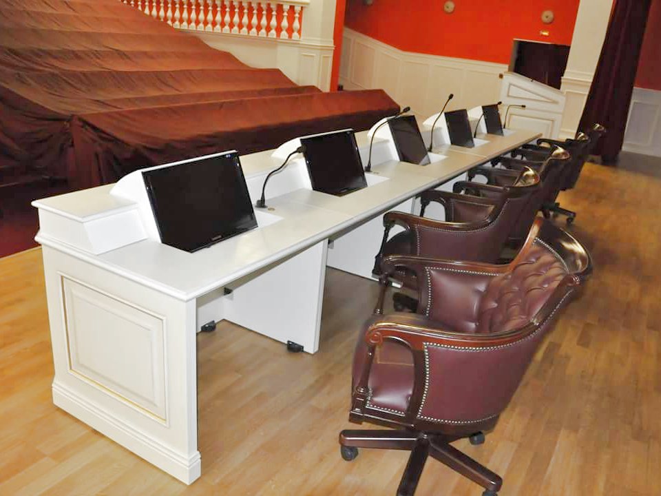 עמדות מרצה של טכום במרכז רפואי ברוסיה