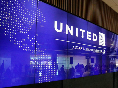 שדה התעופה הבינלאומי באורלנדו משתדרג עם מערכות התצוגה המתקדמות של YCD