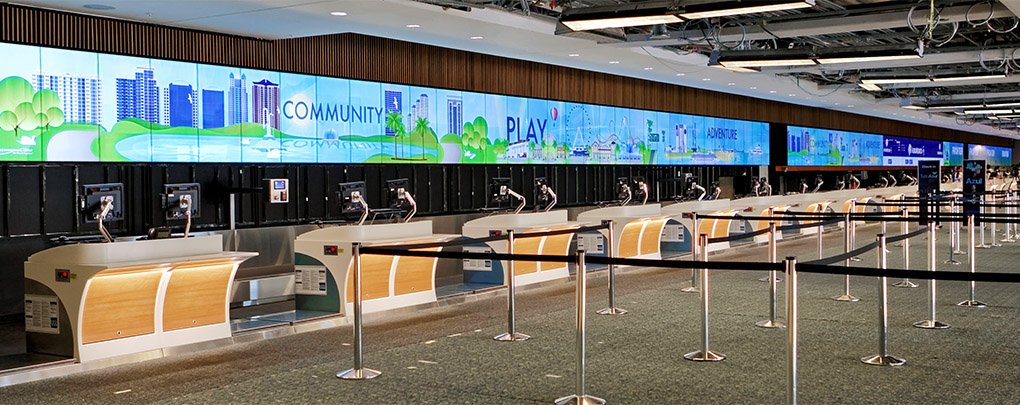 שדה התעופה הבינלאומי באורלנדו משתדרג עם מערכות התצוגה המתקדמות של YCD