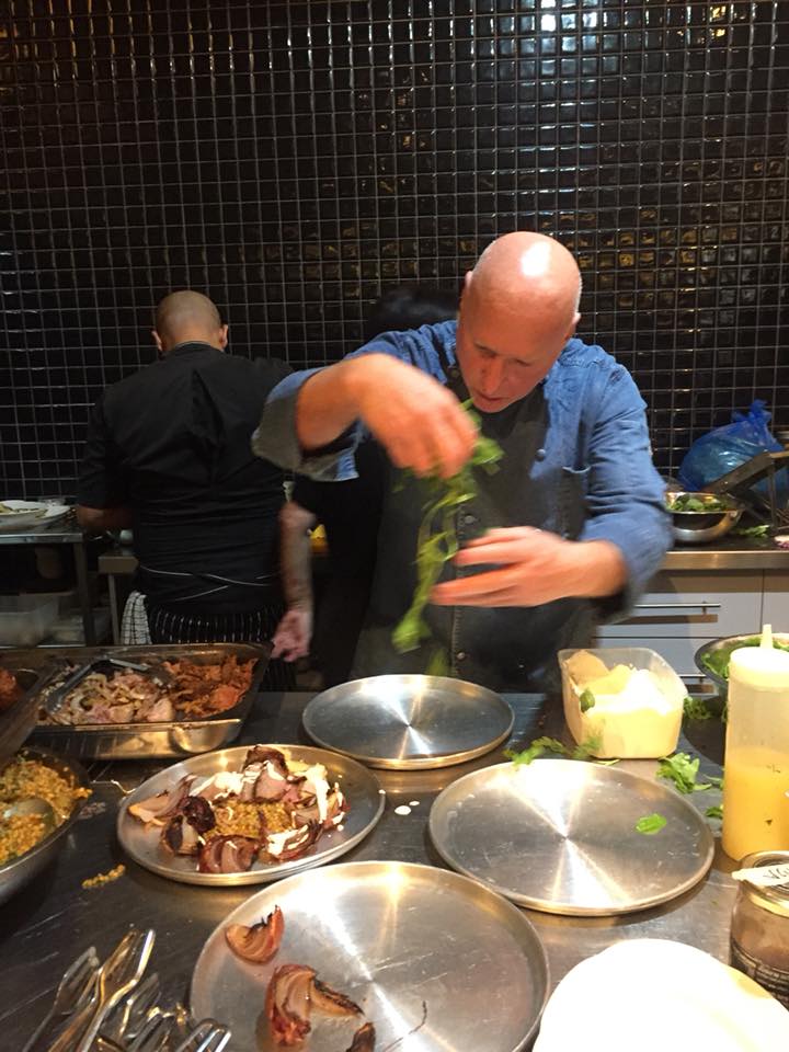 פוליקום-מסע בין ענקיות