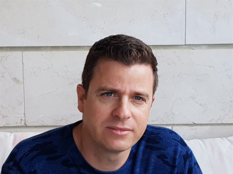 דקל שרמן, סמנכ"ל המכירות של קרסטרון Crestron