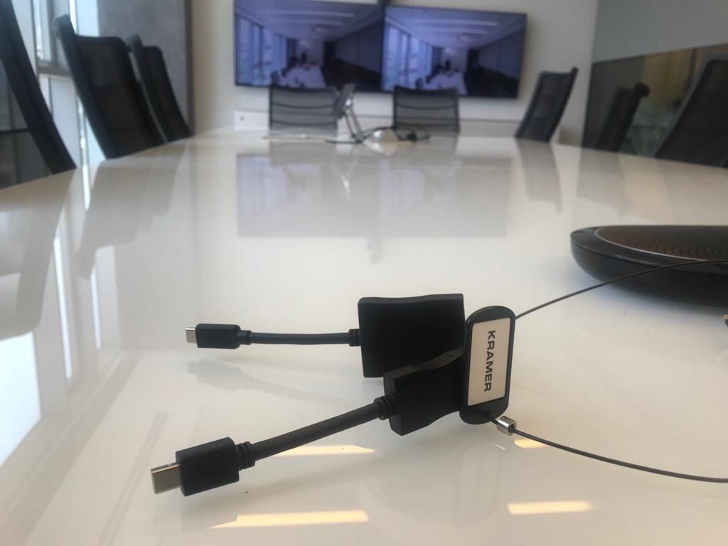 אילוסיב נטוורקס - קרמר